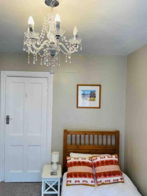 Rockferry 3 Bed Central Apartment + Parking Permit ดาร์ตมัธ ภายนอก รูปภาพ